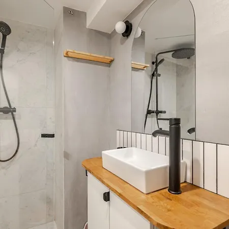 Apartment Stylish Duplex In Vibrant Center *